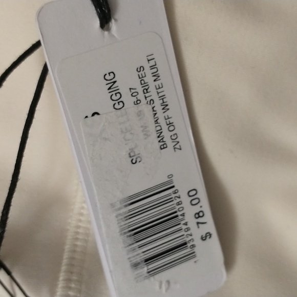 WeWoreWhat Leggings and bralette And Lululemon Chevron Style Capris - Picture 7 of 11